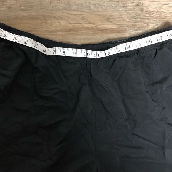 Columbia Men’s Black Active Shorts, elastic waist, size 2X, length is 6” - Picture 5 of 8